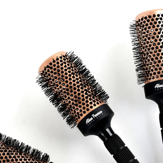 Difference Between Round Brush and Paddle Brush: Understanding Your Brushes