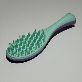 Alan Truman DT-12 Fine & Fragile Detangling & everyday care brush for fine & fragile hair